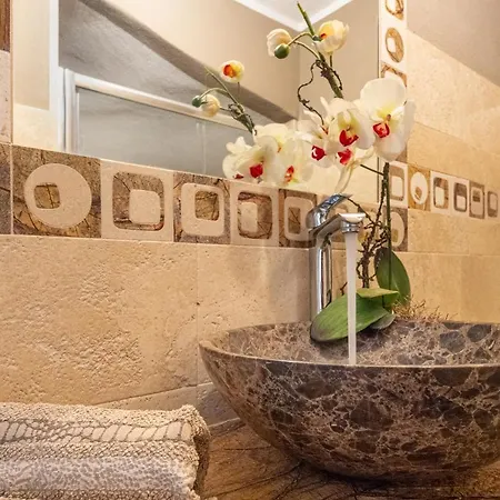 Casa A Schiera Tatil Evi *