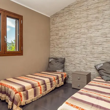 Casa A Schiera Holiday home *