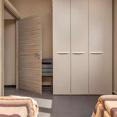 Semesterbostad Casa A Schiera Budoni